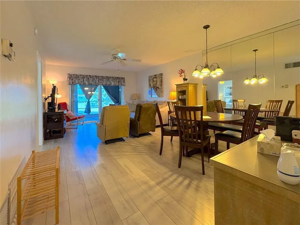 2800 W Golf Blvd, Pompano Beach, FL 33064