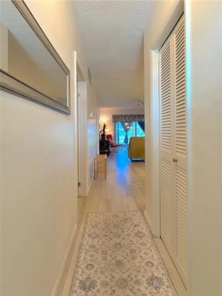 2800 W Golf Blvd, Pompano Beach, FL 33064