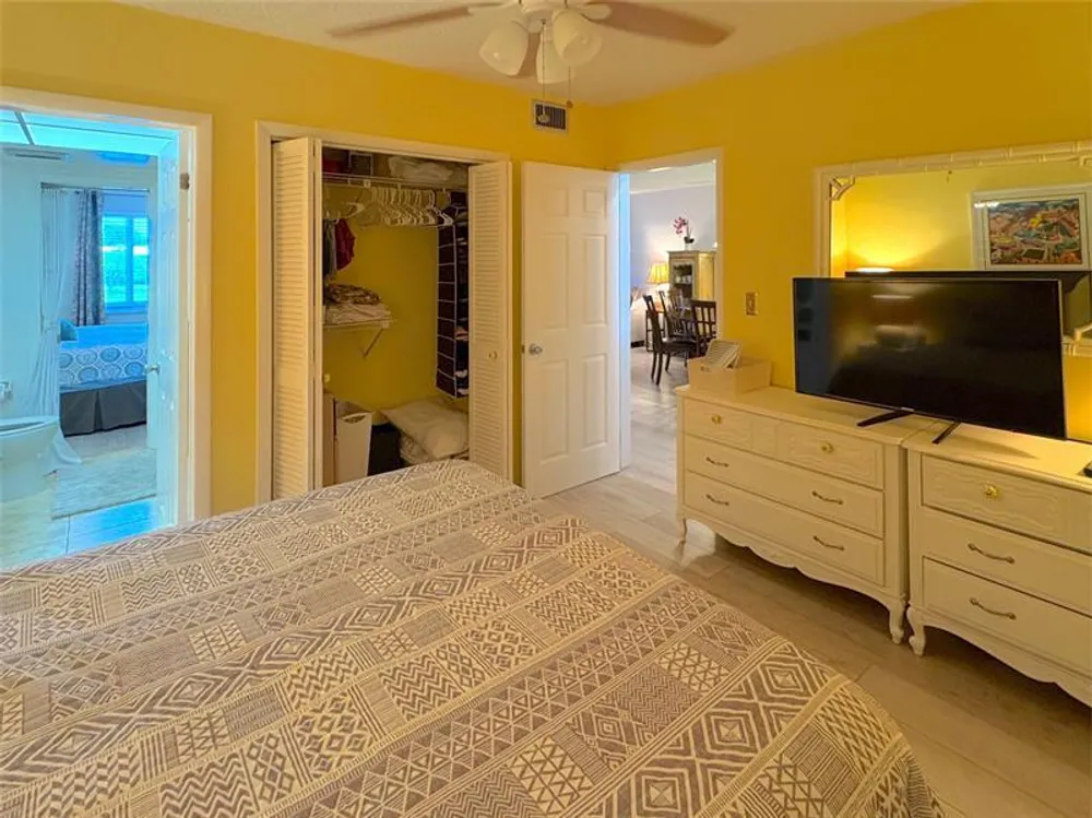 2800 W Golf Blvd, Pompano Beach, FL 33064