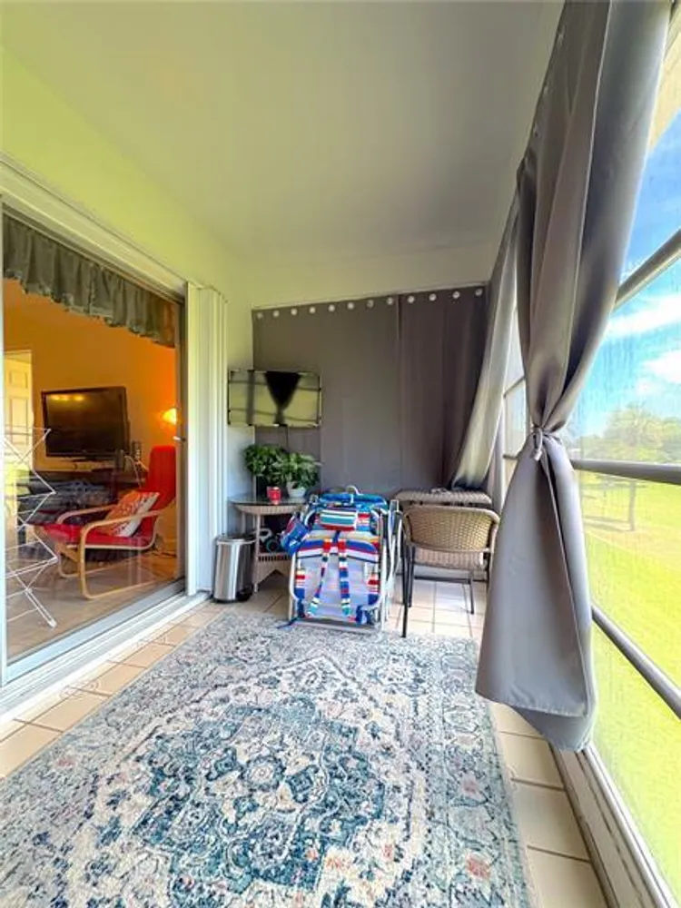 2800 W Golf Blvd, Pompano Beach, FL 33064