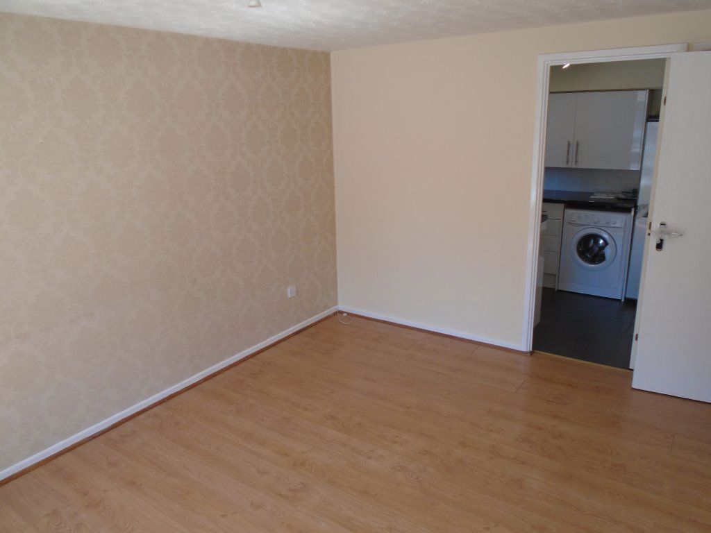 Flat 57 Norfolk House, B30 3LD Image 2