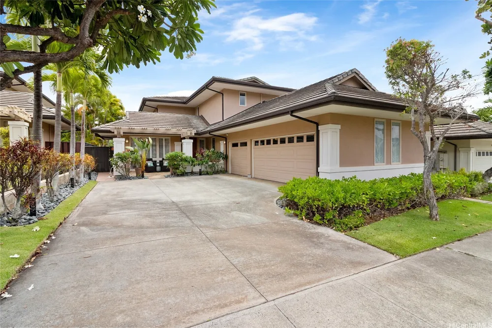 1043 Koko Kai Pl, Honolulu, HI 96825