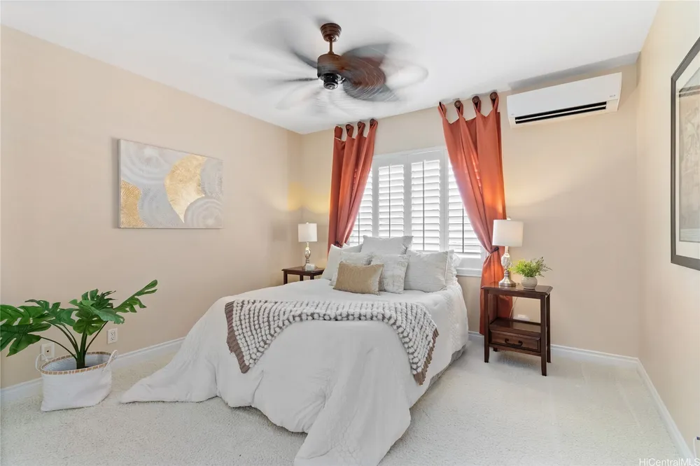 1043 Koko Kai Pl, Honolulu, HI 96825