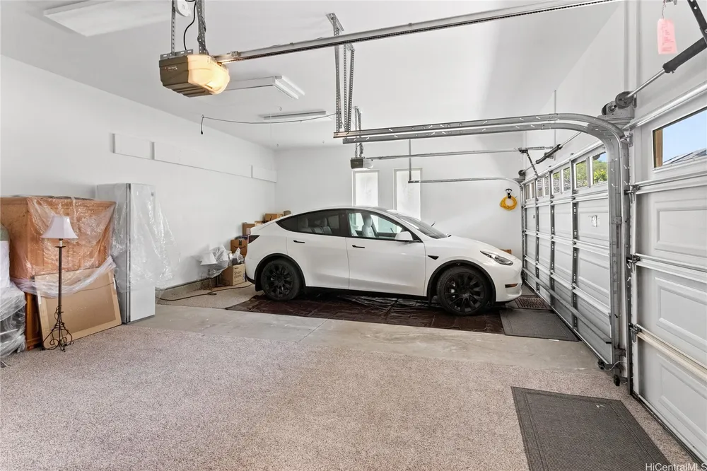 1043 Koko Kai Pl, Honolulu, HI 96825