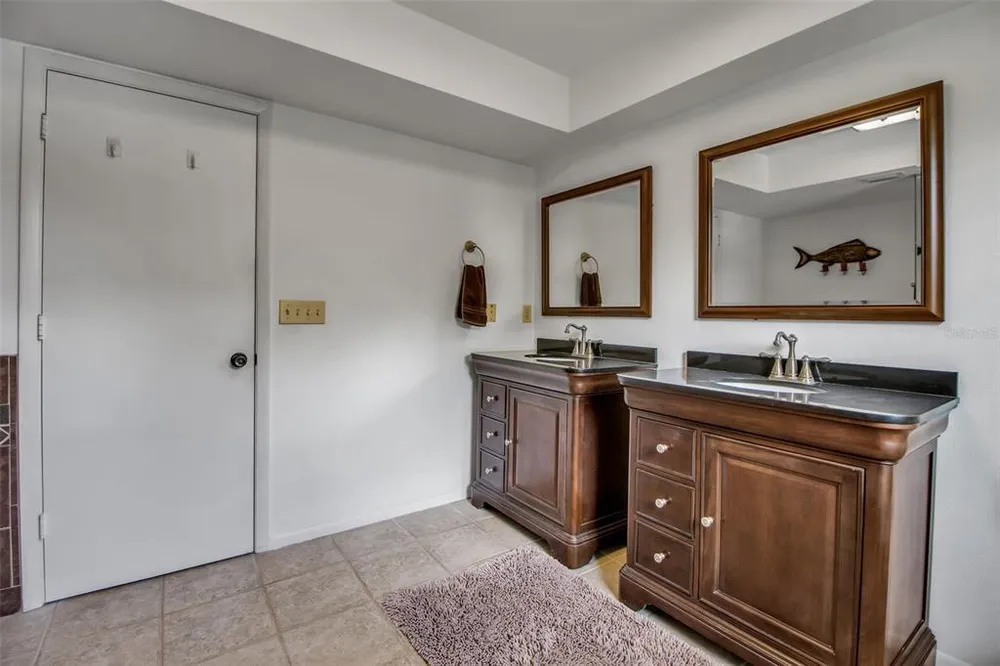 6700 Shetland Way, Sarasota, FL 34241