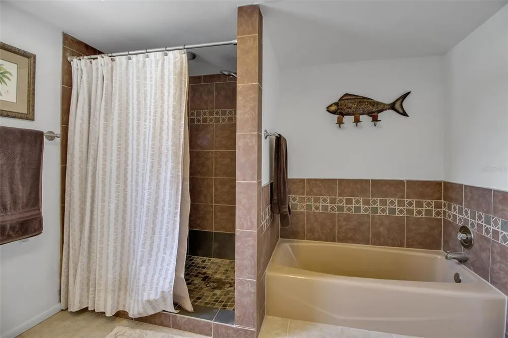 6700 Shetland Way, Sarasota, FL 34241