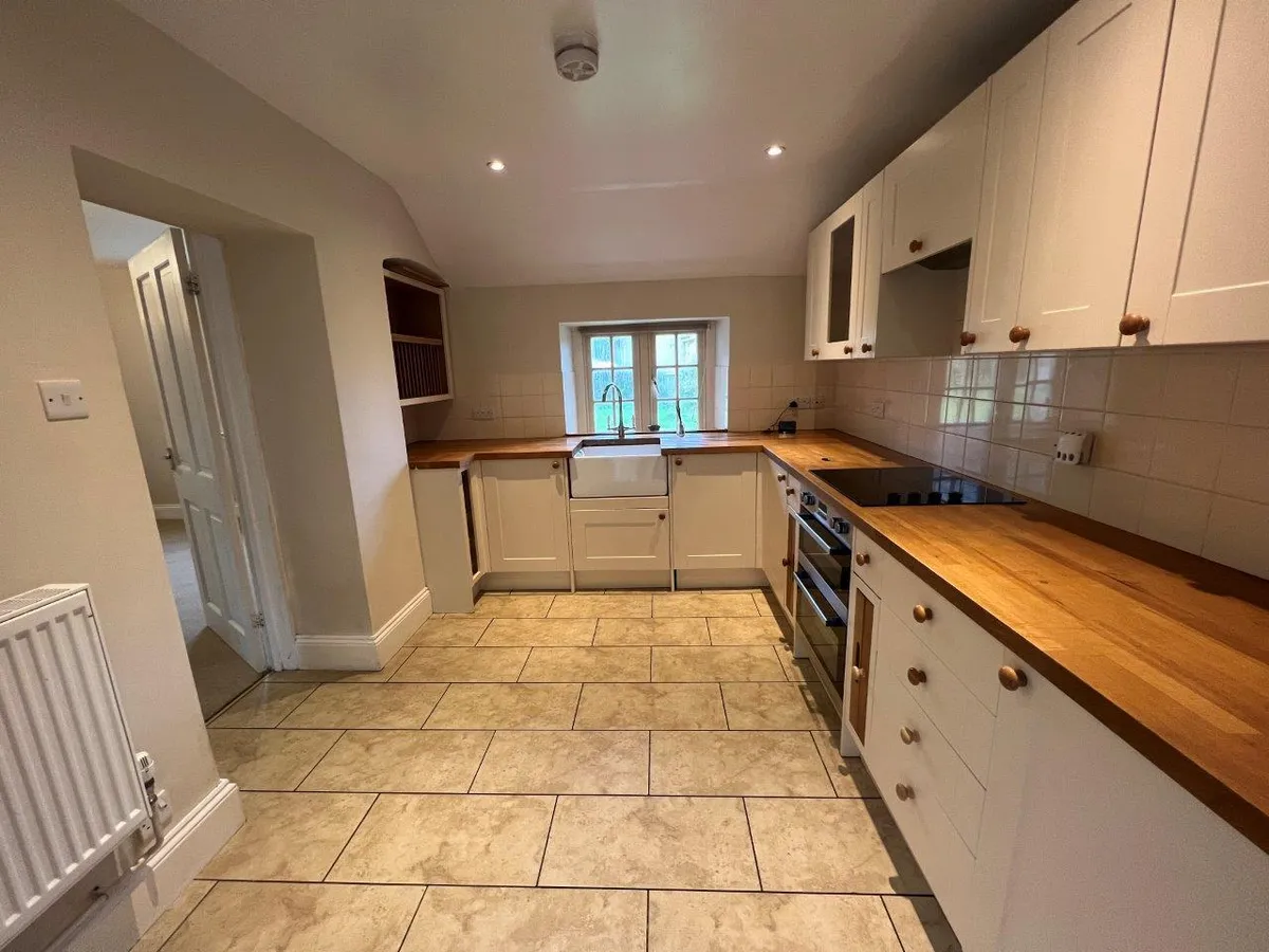 NORTH ROAD COTTAGES, LITTLE PONTON, GRANTHAM