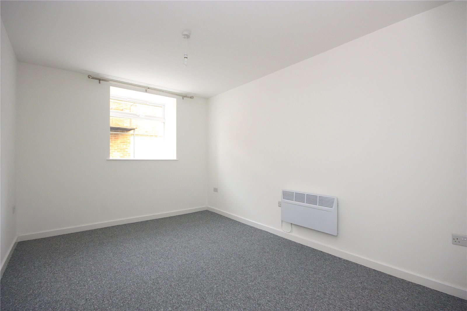 Greywell Road, Havant, Hampshire, PO9 Image 5