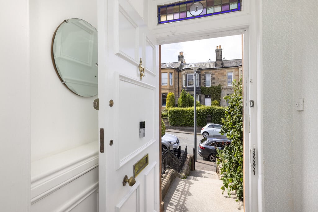 1 St. Ninians Terrace, Morningside, Edinburgh, EH10 5NL Image 13