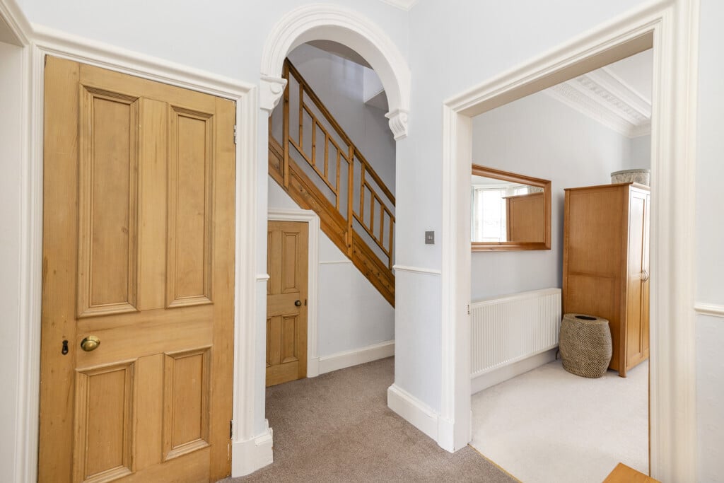 1 St. Ninians Terrace, Morningside, Edinburgh, EH10 5NL Image 24