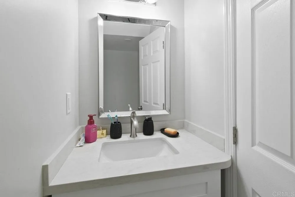 13886 Cheryl Creek Dr, El Cajon, CA 92021