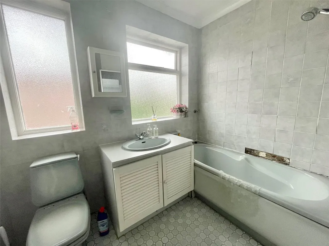 Flemming Avenue, Leigh-on-Sea, Essex, SS9