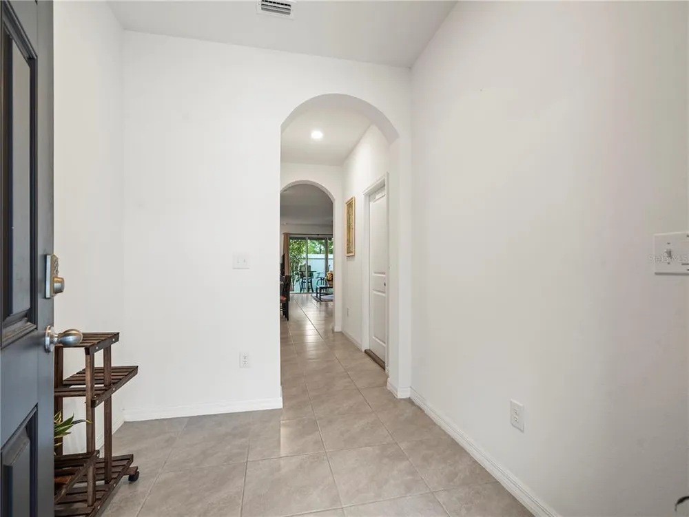 2886 Suncoast Plains Dr, Odessa, FL 33556