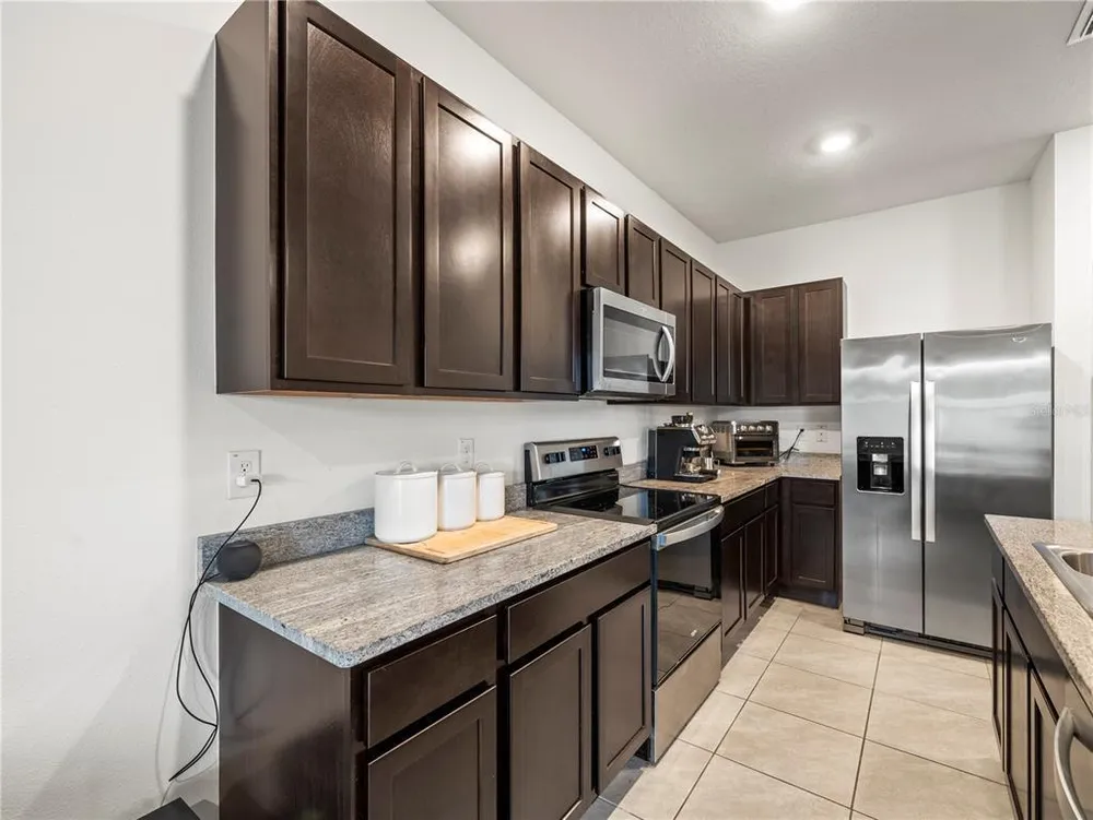 2886 Suncoast Plains Dr, Odessa, FL 33556