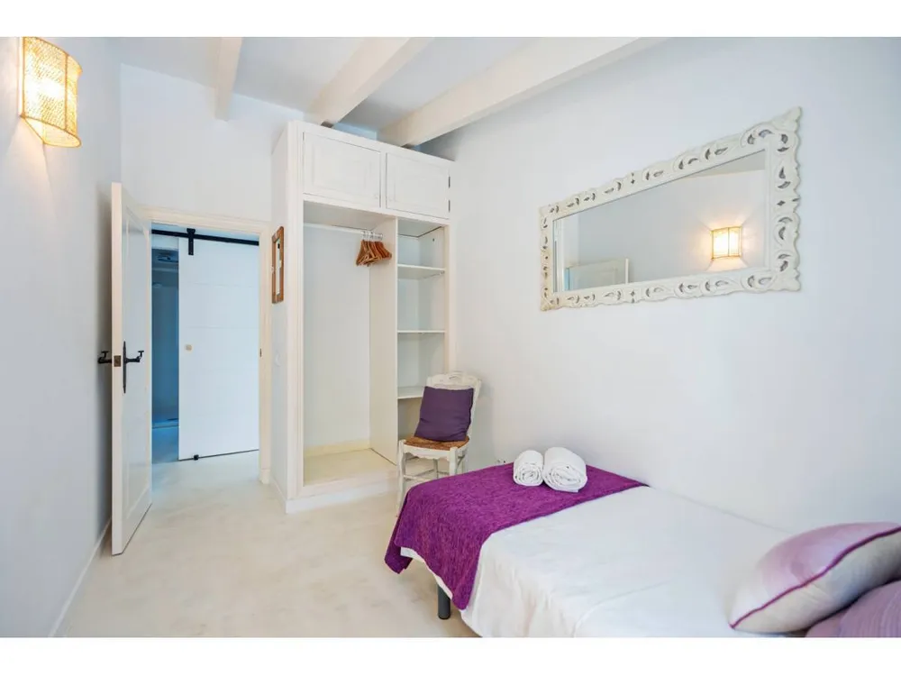 1, Sant Lluis