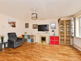 Grassmere Way, Pillmere, Saltash thumb 3