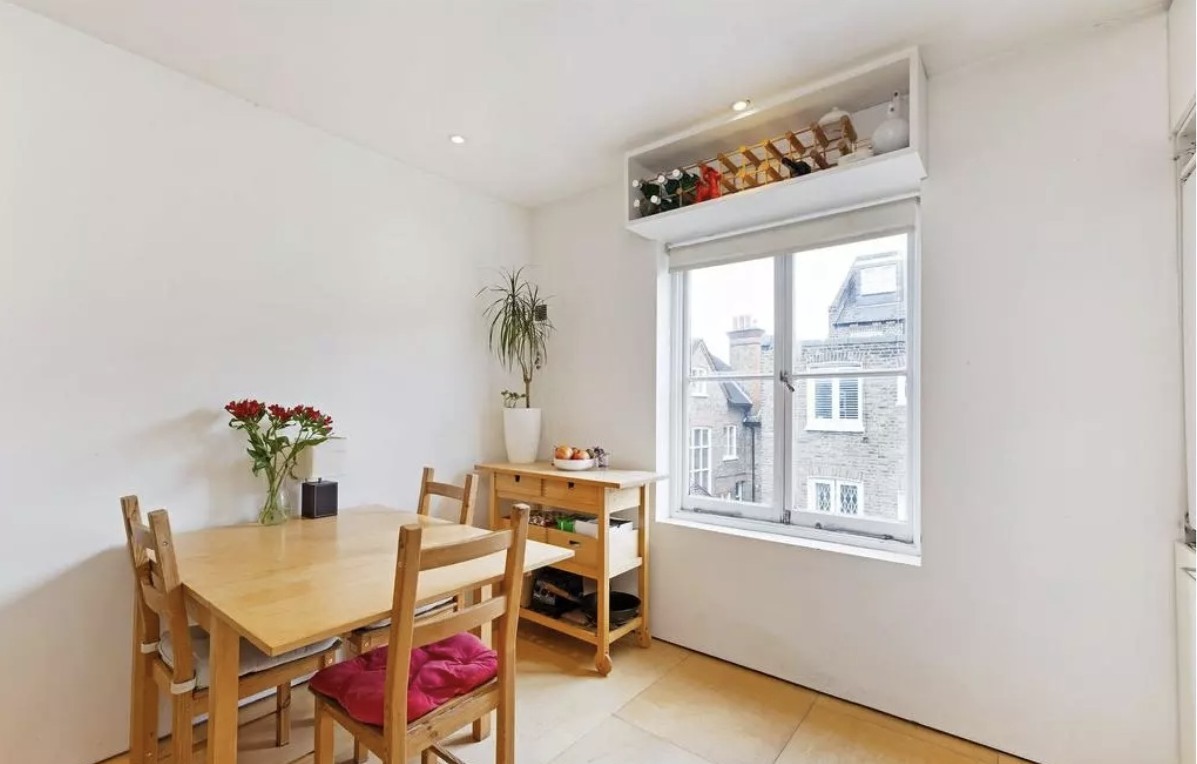 Two Bedroom Flat For Sale Saltram Crescent W9 Image 3
