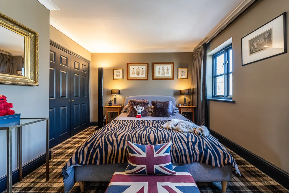 Sycamore Mews, London, SW4