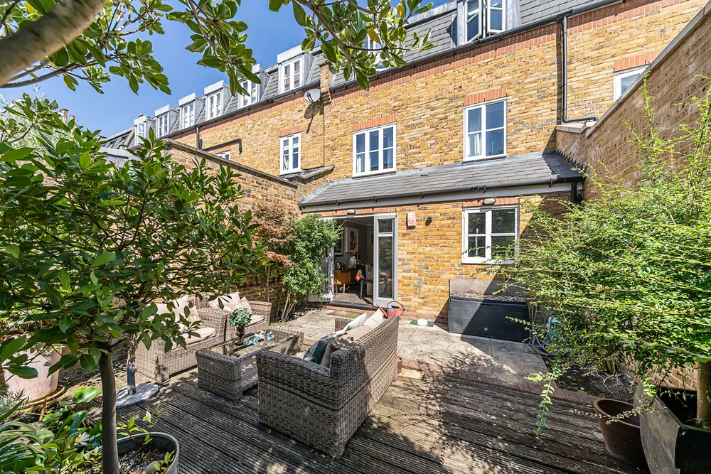 Sycamore Mews, London, SW4