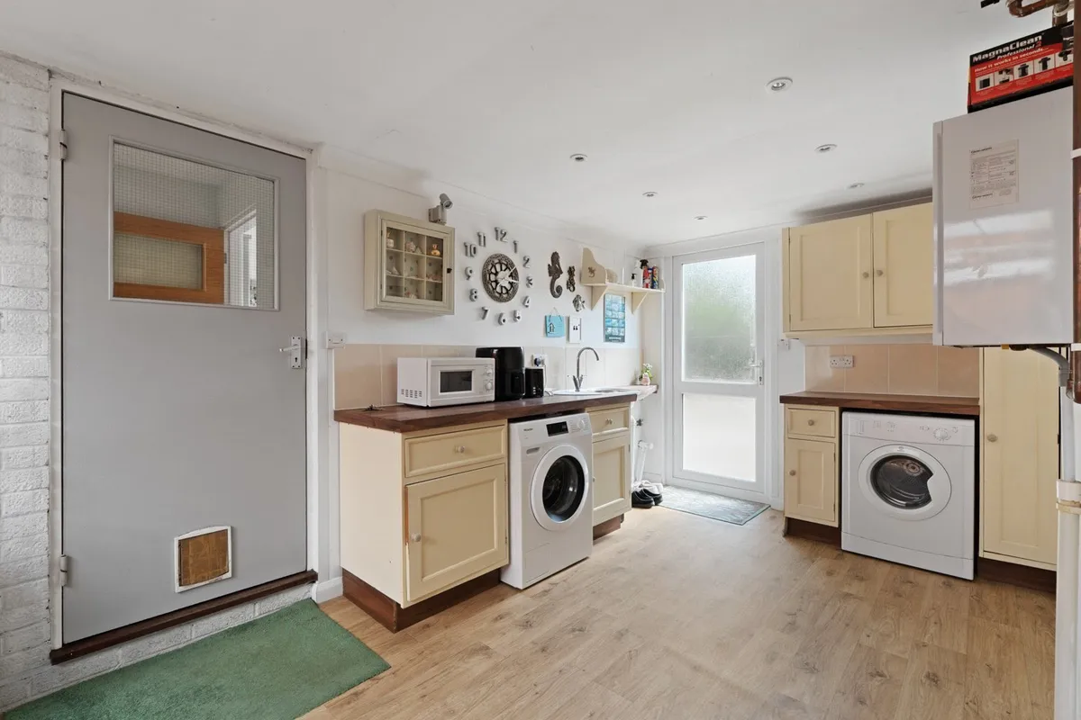 Heathfield Road, West Moors, Ferndown, Dorset, BH22