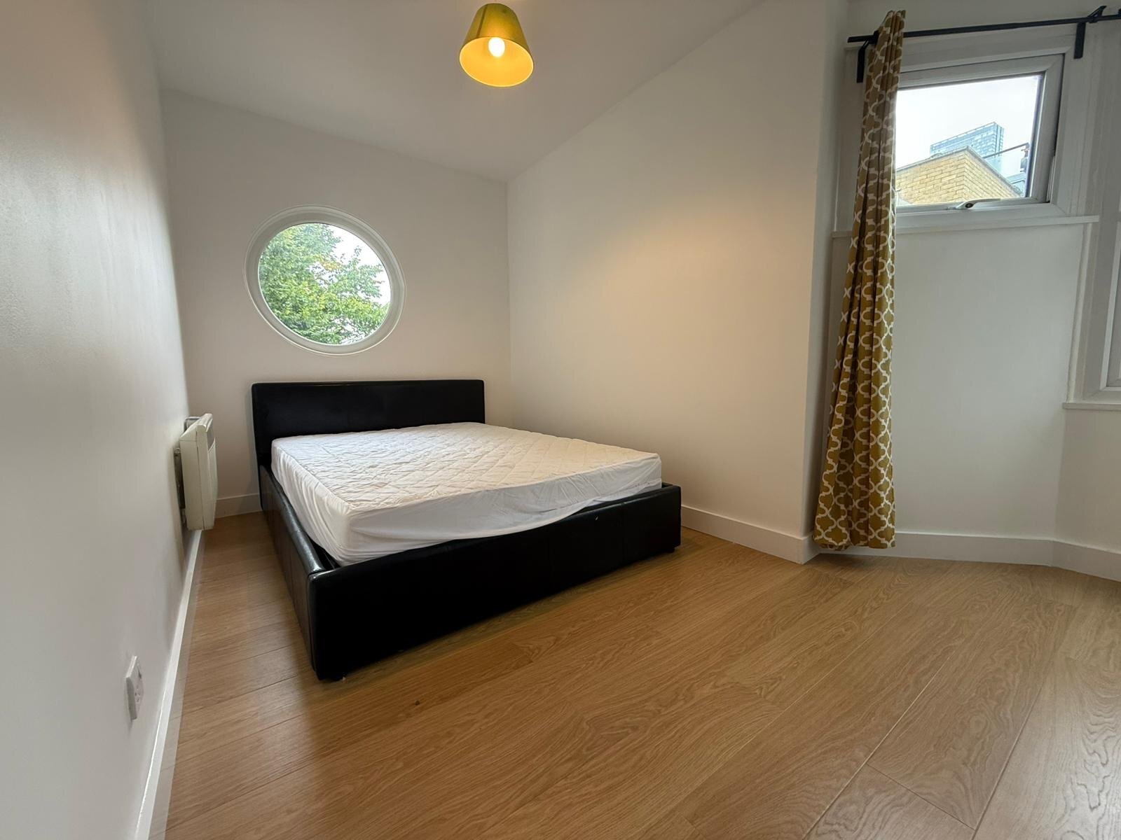 Holyoake Court,, Bryan Road,, London,, SE16 Image 8