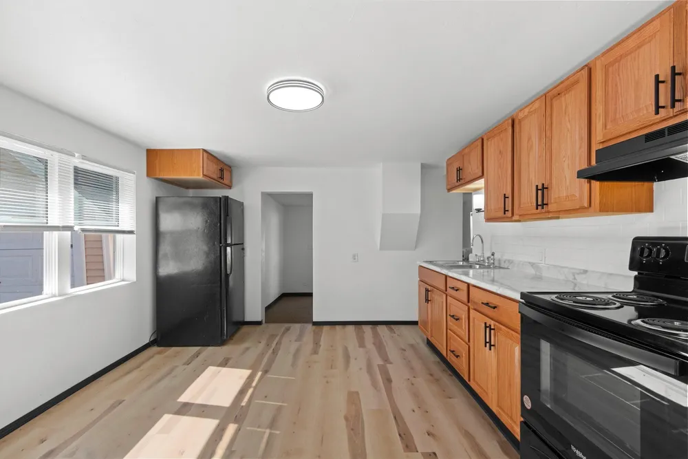511 4th St, Green Bay, WI 54304