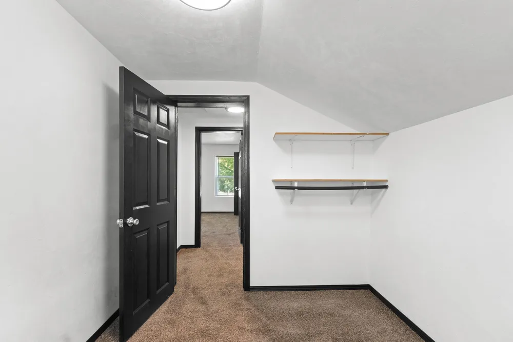 511 4th St, Green Bay, WI 54304