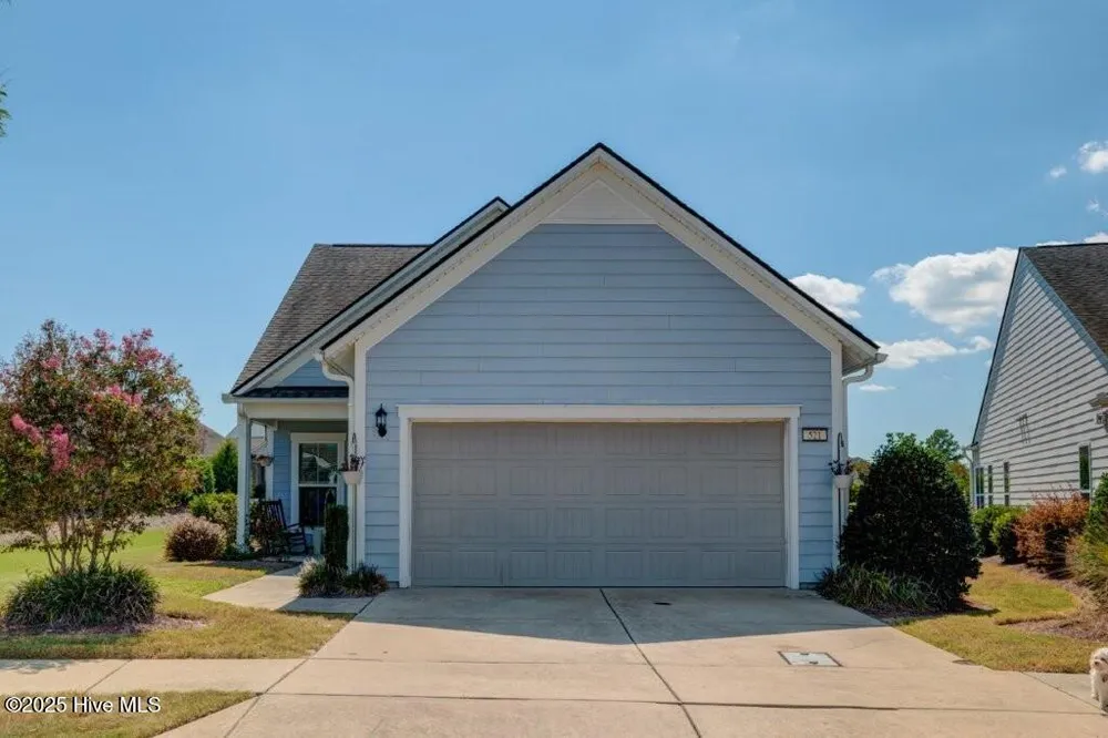 521 Lyrebird Ave, Wilmington, NC 28412