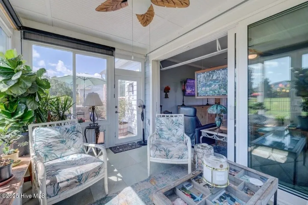 521 Lyrebird Ave, Wilmington, NC 28412