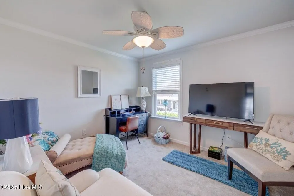 521 Lyrebird Ave, Wilmington, NC 28412