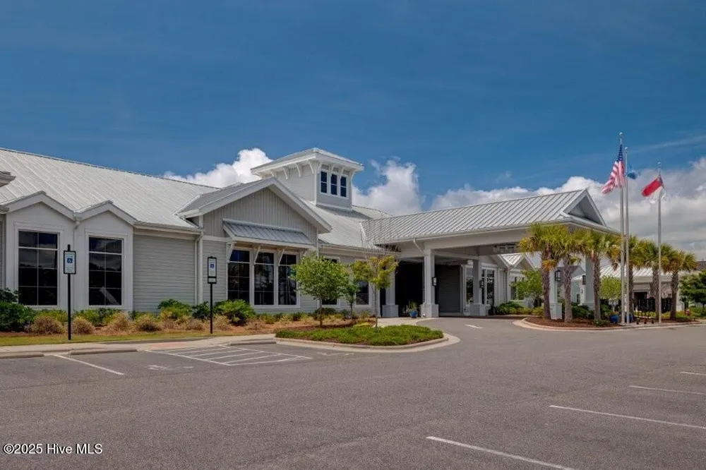 521 Lyrebird Ave, Wilmington, NC 28412