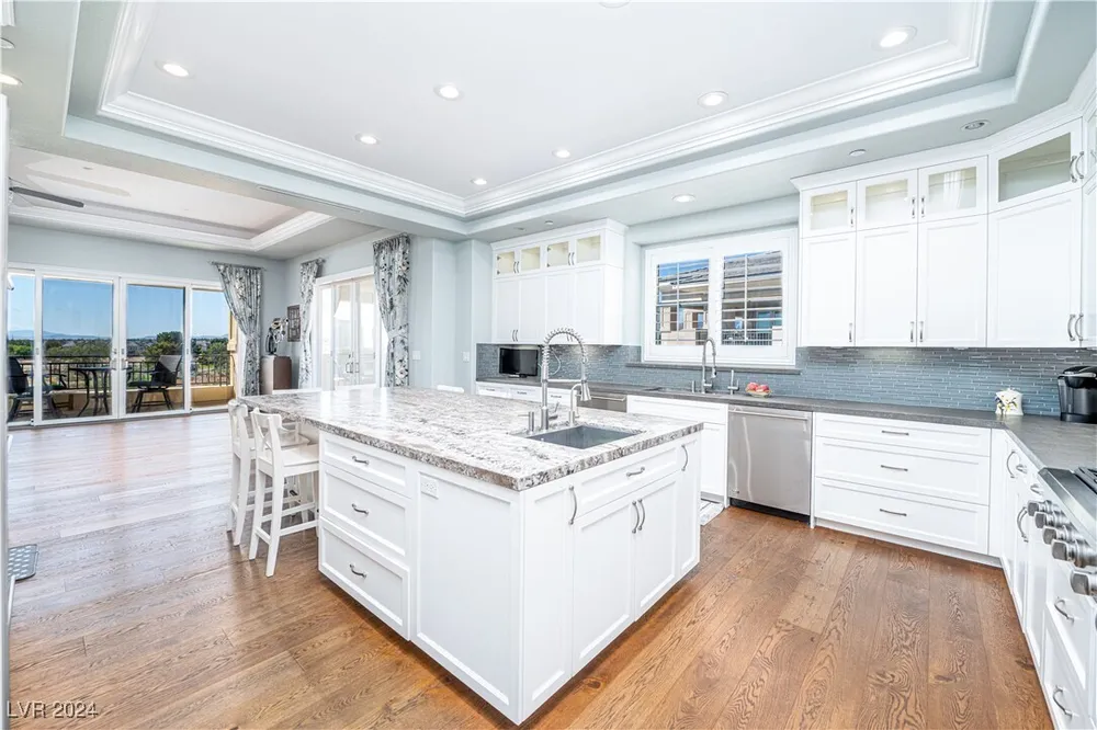 9219 Tesoras Dr, Las Vegas, NV 89144-1538