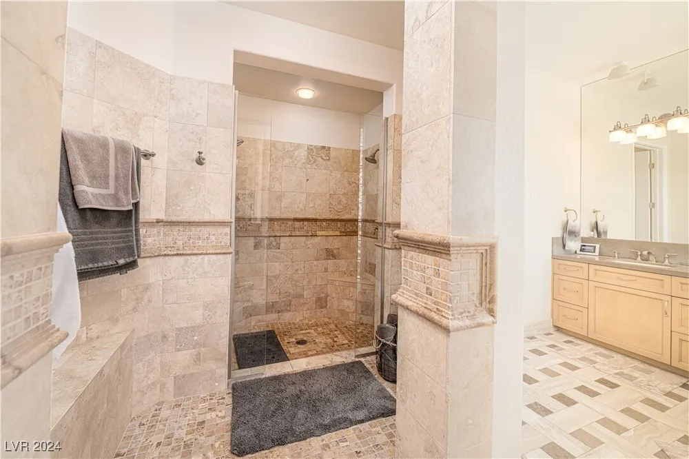 9219 Tesoras Dr, Las Vegas, NV 89144-1538