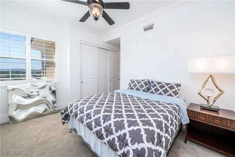 9219 Tesoras Dr, Las Vegas, NV 89144-1538