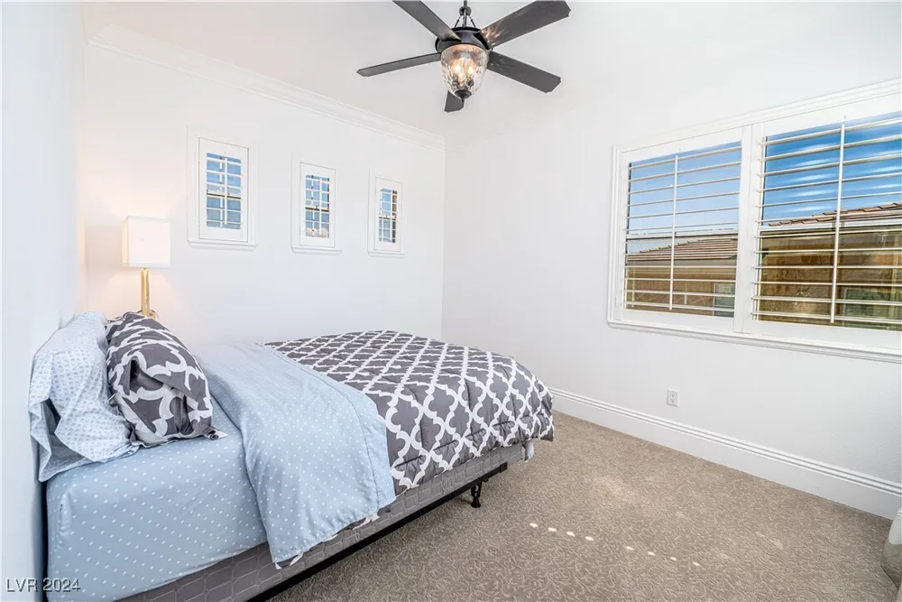 9219 Tesoras Dr, Las Vegas, NV 89144-1538