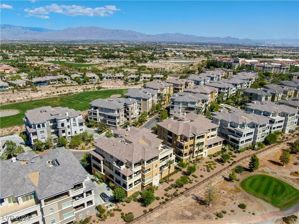 9219 Tesoras Dr, Las Vegas, NV 89144-1538