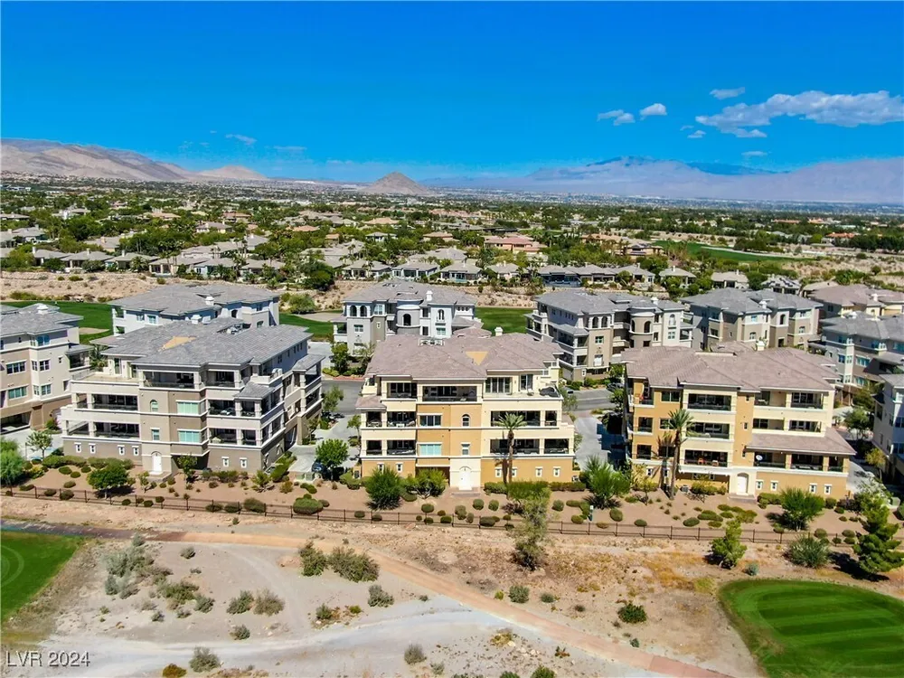 9219 Tesoras Dr, Las Vegas, NV 89144-1538