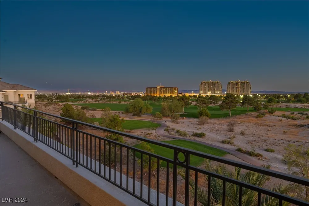 9219 Tesoras Dr, Las Vegas, NV 89144-1538