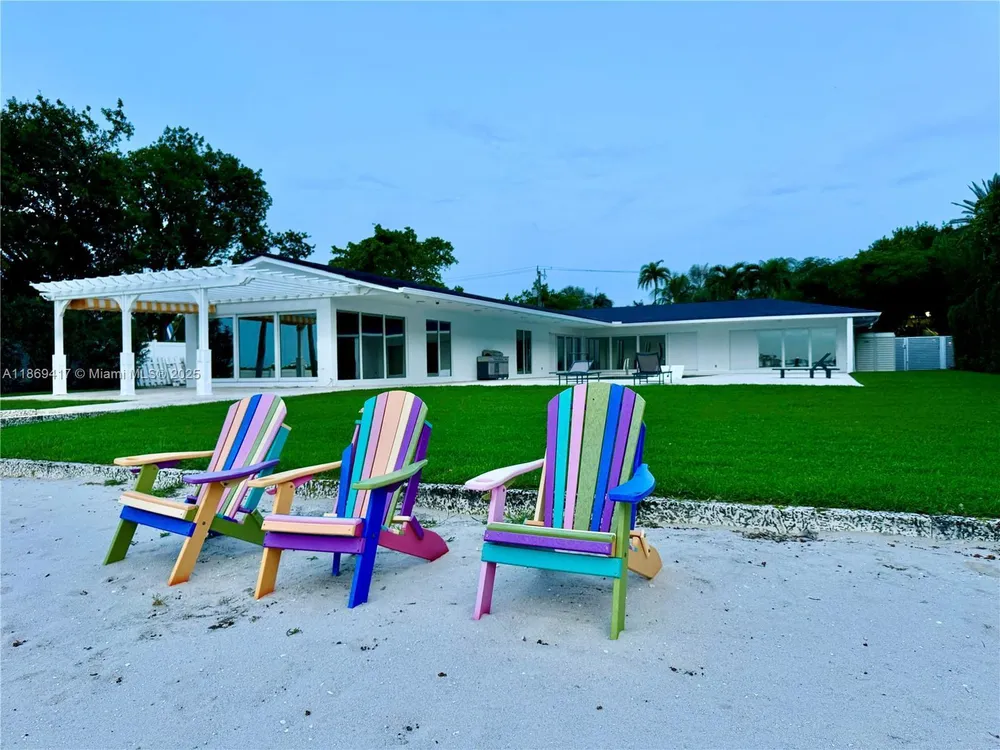 200 Harbor Dr, Key Biscayne, FL 33149