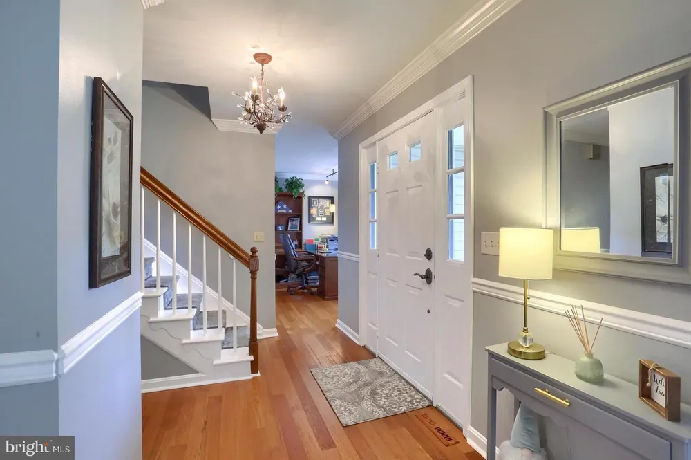 5 Surrey Ln, Mechanicsburg, PA 17050
