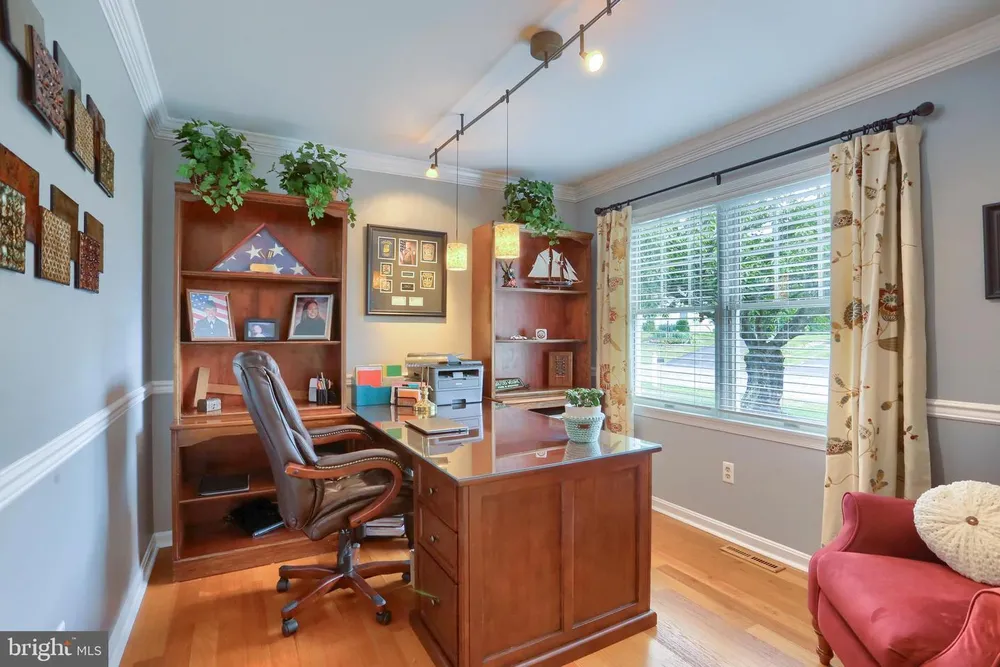 5 Surrey Ln, Mechanicsburg, PA 17050