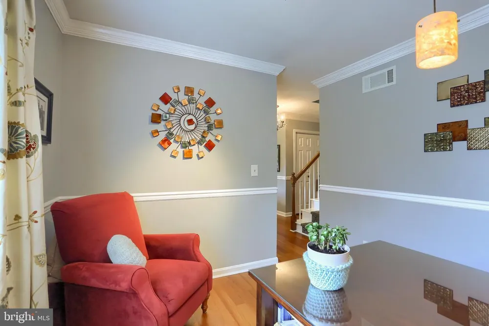 5 Surrey Ln, Mechanicsburg, PA 17050