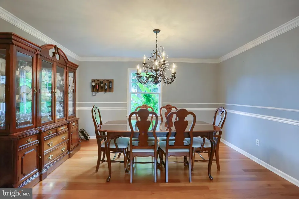 5 Surrey Ln, Mechanicsburg, PA 17050