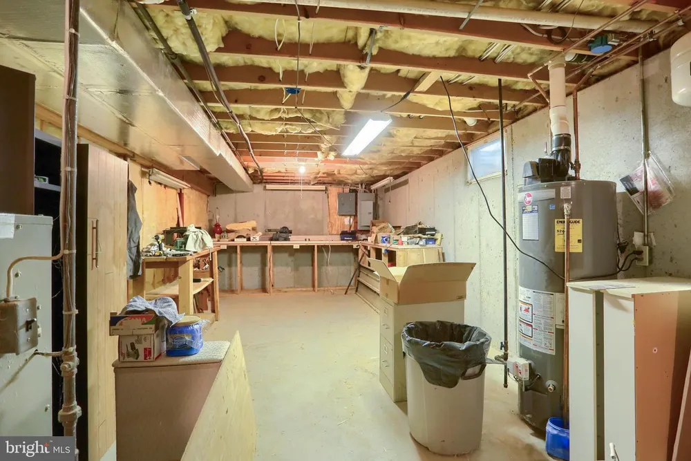 5 Surrey Ln, Mechanicsburg, PA 17050