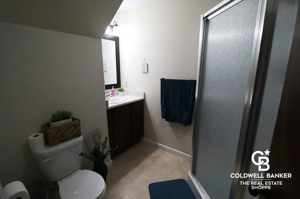 2320 Idlewild Way, Garden City, KS 67846