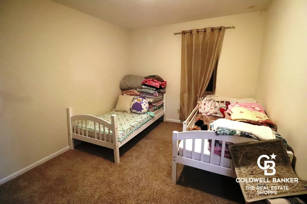2320 Idlewild Way, Garden City, KS 67846