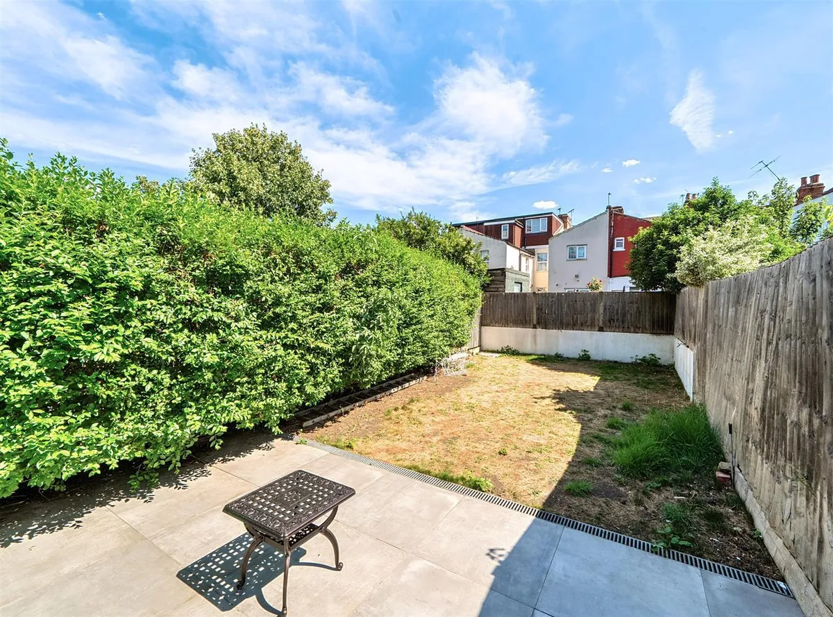 Leopold Road, London, NW10