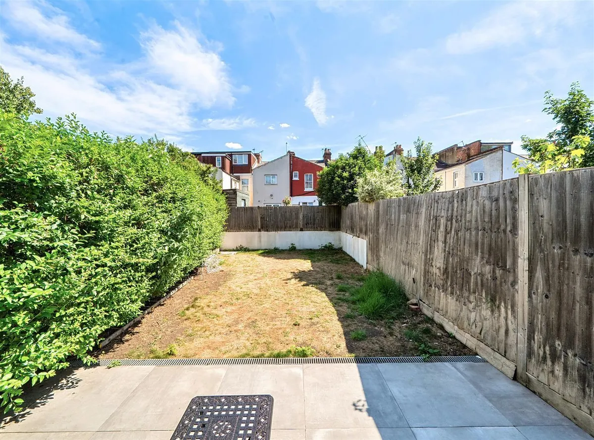 Leopold Road, London, NW10