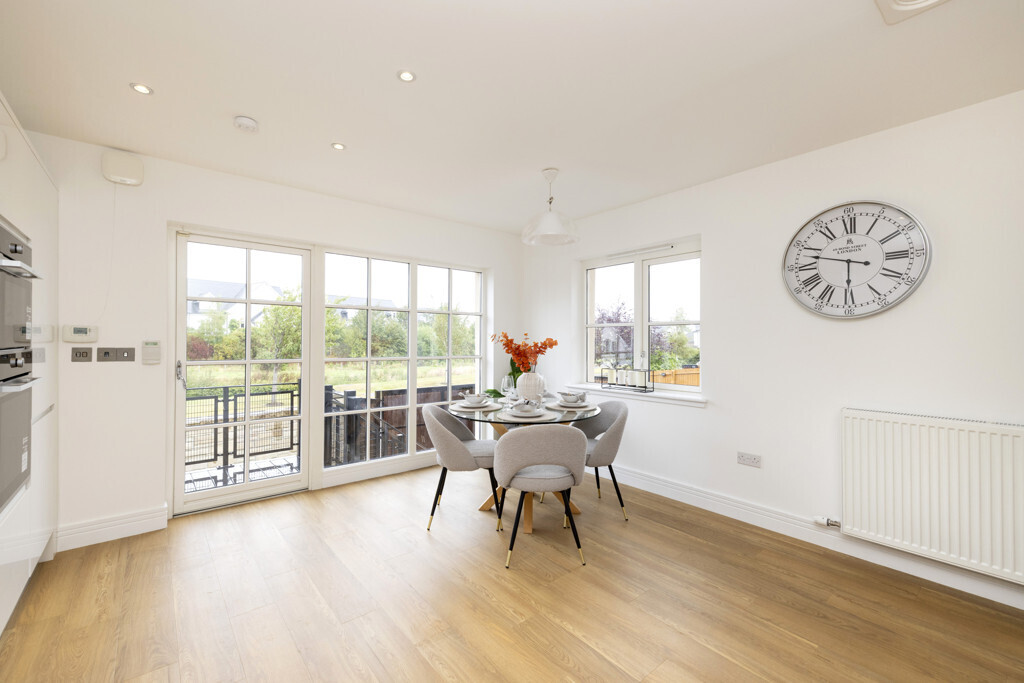 18 Canalside, Ratho, Newbridge, EH28 8JS Image 8