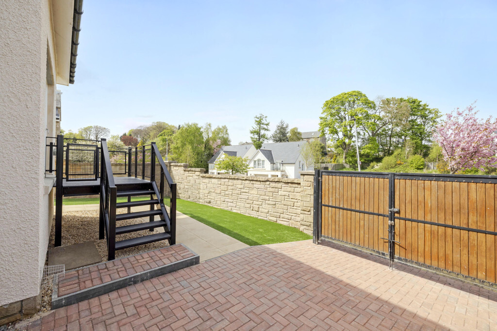 18 Canalside, Ratho, Newbridge, EH28 8JS Image 32